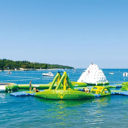 Eurocamp Mobilheime Auf Camping Lanterna Porec