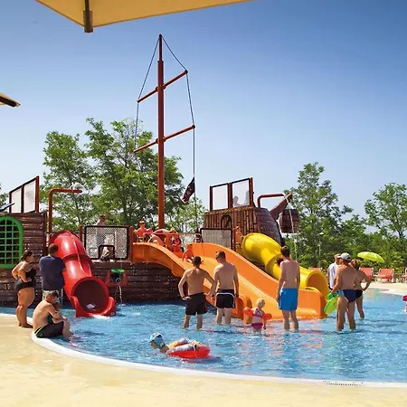 Eurocamp Mobilheime Auf Camping Lanterna Campsite Porec
